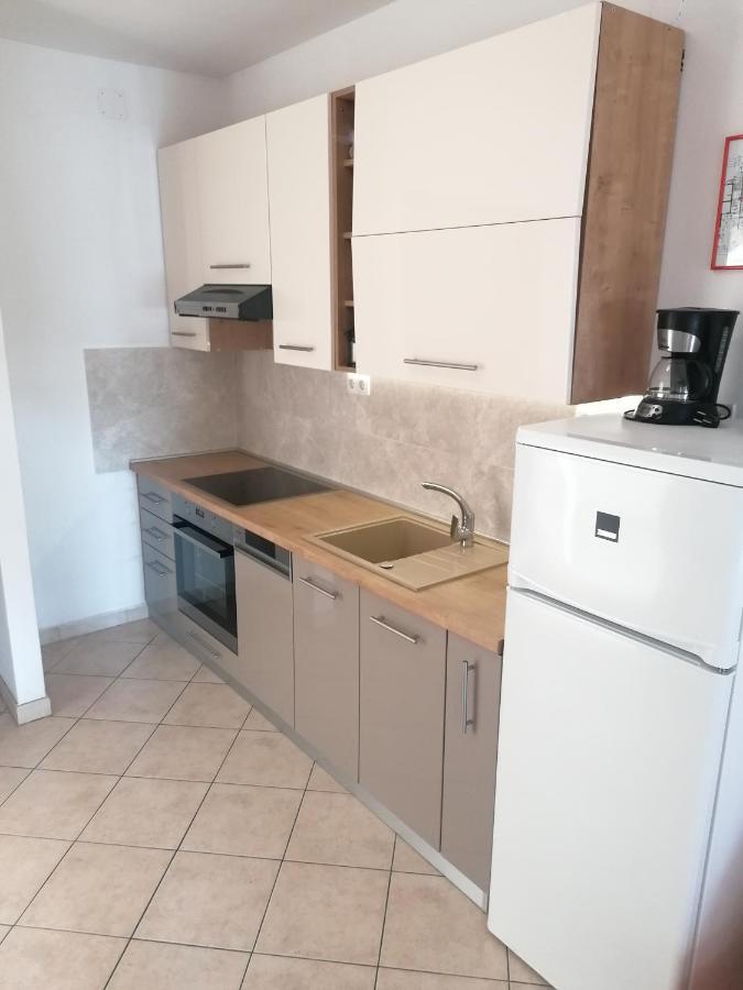 Zal Beach Apartments Прижба Экстерьер фото