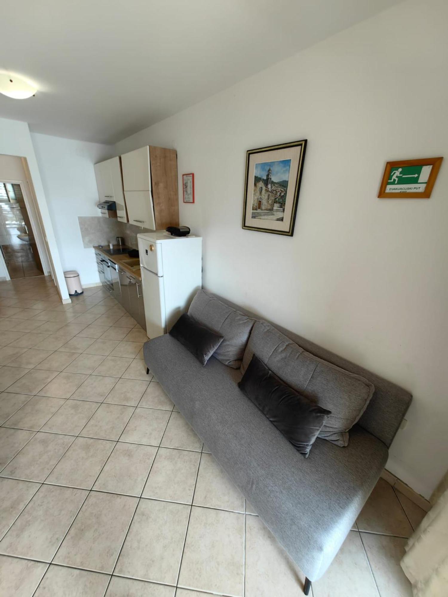 Zal Beach Apartments Прижба Экстерьер фото