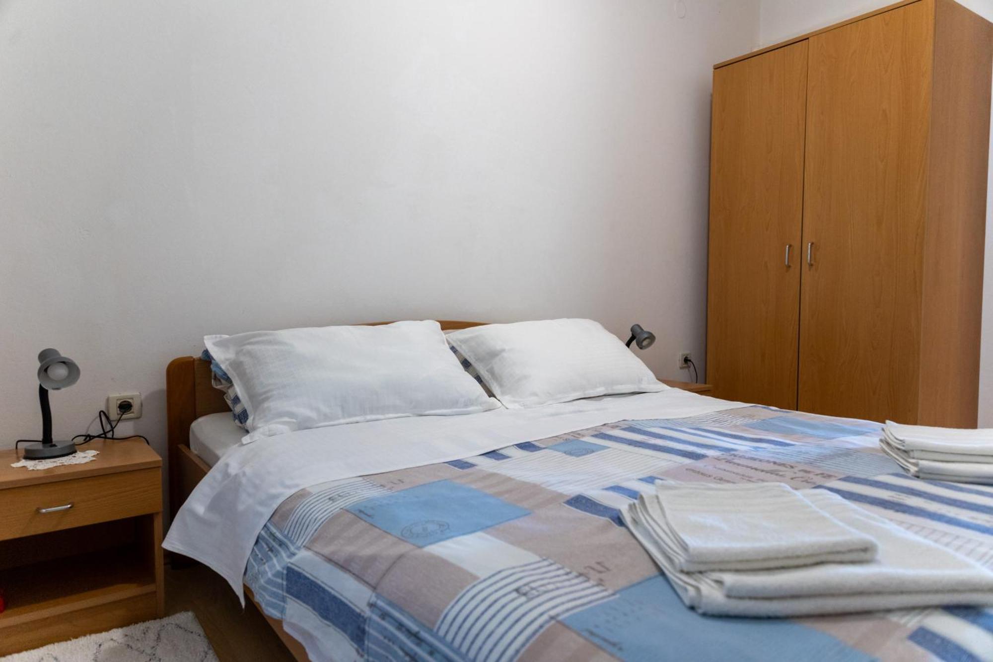 Zal Beach Apartments Прижба Экстерьер фото