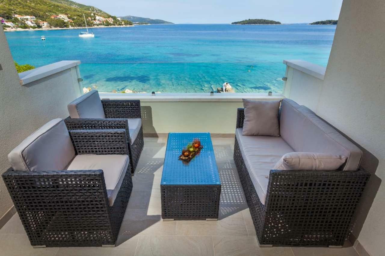 Zal Beach Apartments Прижба Экстерьер фото